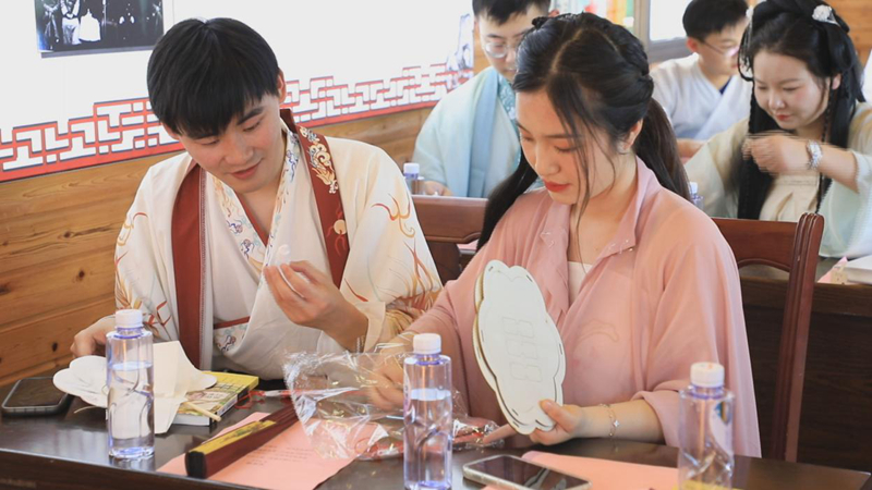 图片2.jpg 图片2.jpg